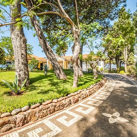 Private Oceanfront Deluxe Pico 360 Views Vila Funchal (Madeira)
