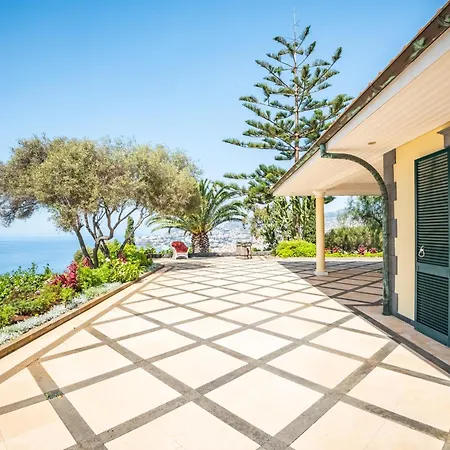 Private Oceanfront Deluxe Pico 360 Views Funchal
